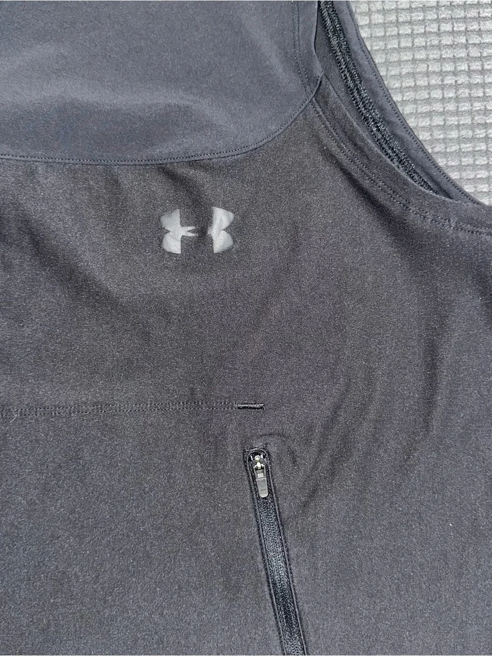 Under Armour HeatGear Tactical Sleeveless Hoodie Black 2XL Pullover Vest - Picture 3 of 7